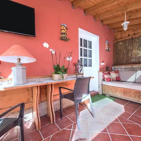 La Finquita 21 * Los Menores