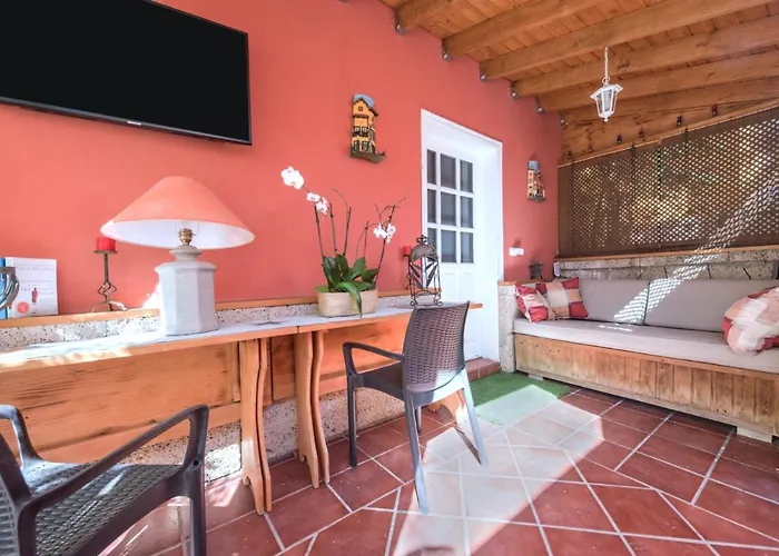 La Finquita 21 * Los Menores